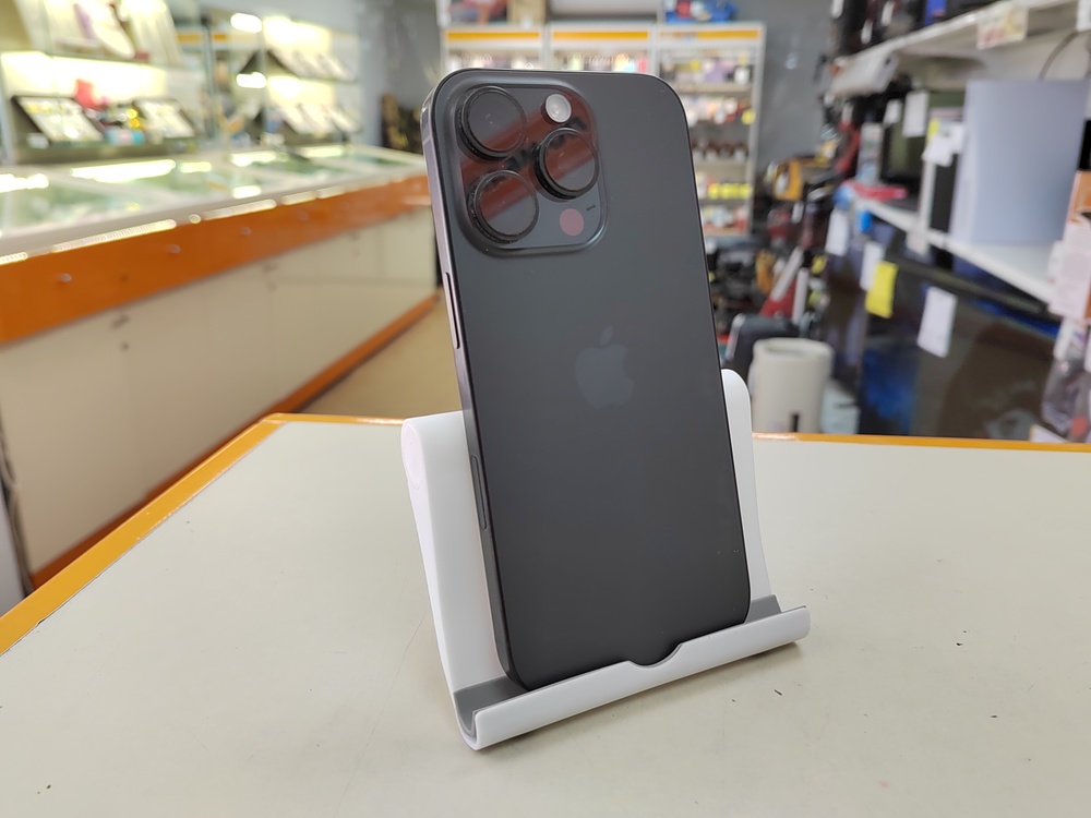 Смартфон Apple Iphone 16 Pro 128Gb