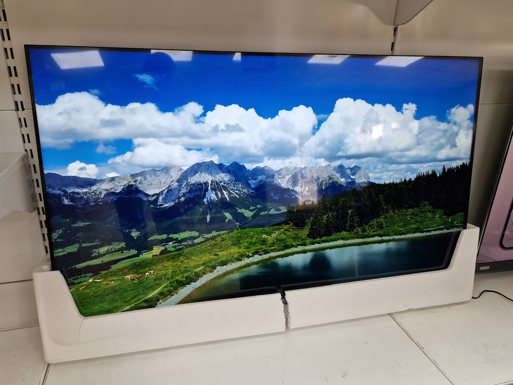 LED Телевизор Dexp 55A551