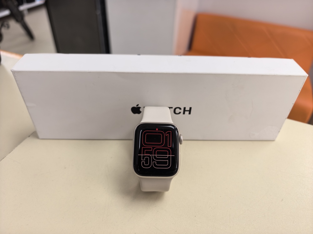Смарт-часы Apple Watch SE 2025 40mm