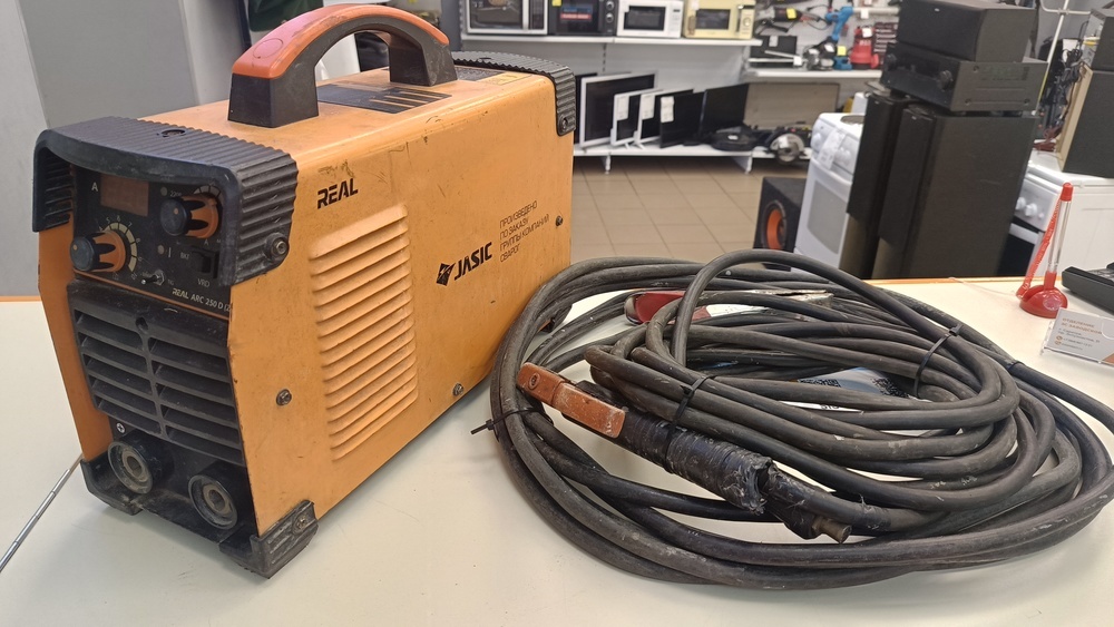 Сварочный аппарат Сварог REAL  ARC 250 D
