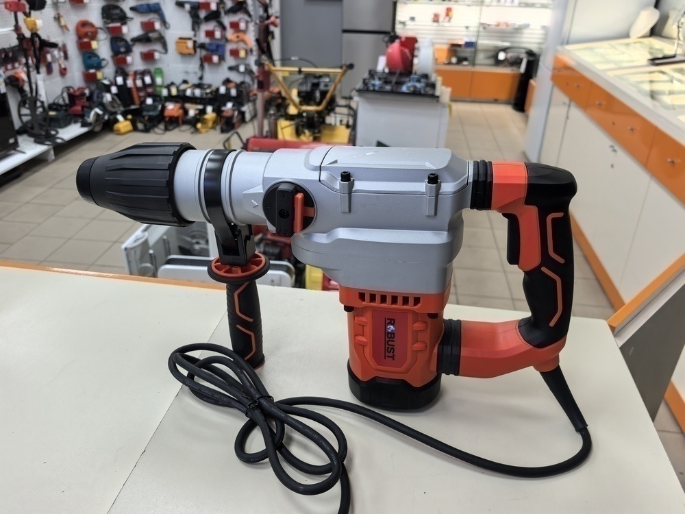 Перфоратор Robust RB30240
