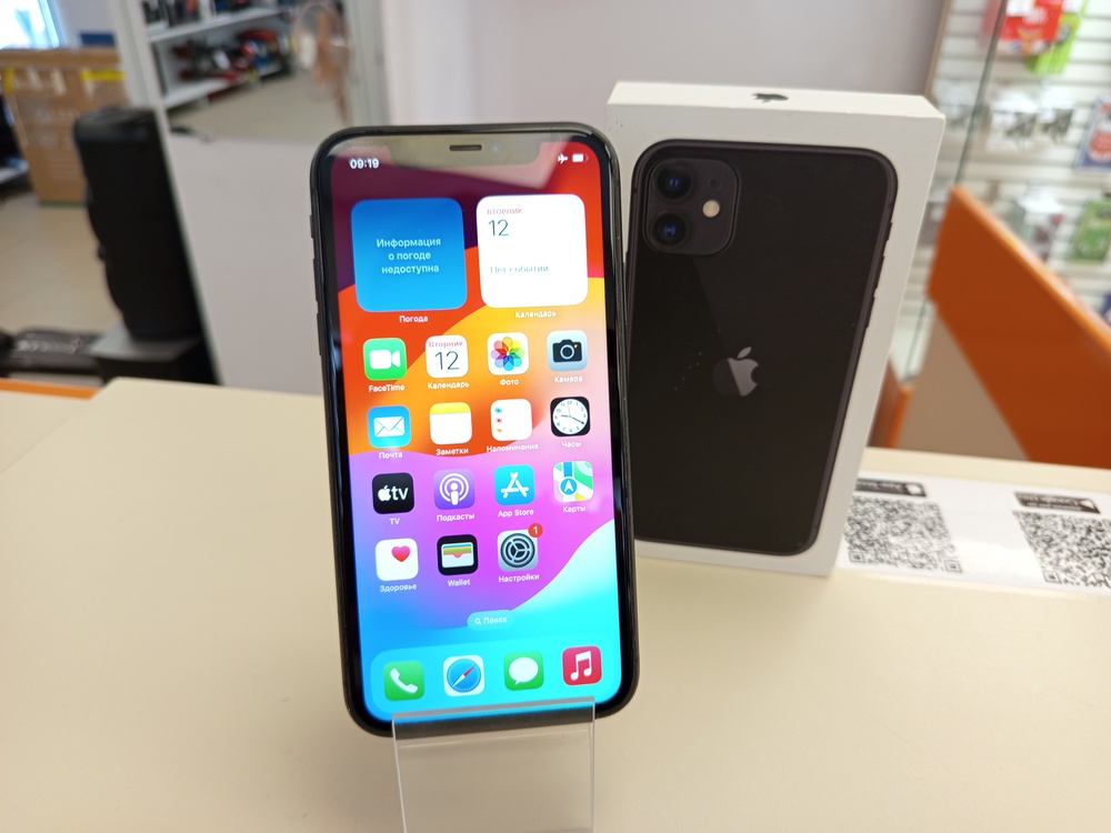 Смартфон Apple iPhone 11 64Gb