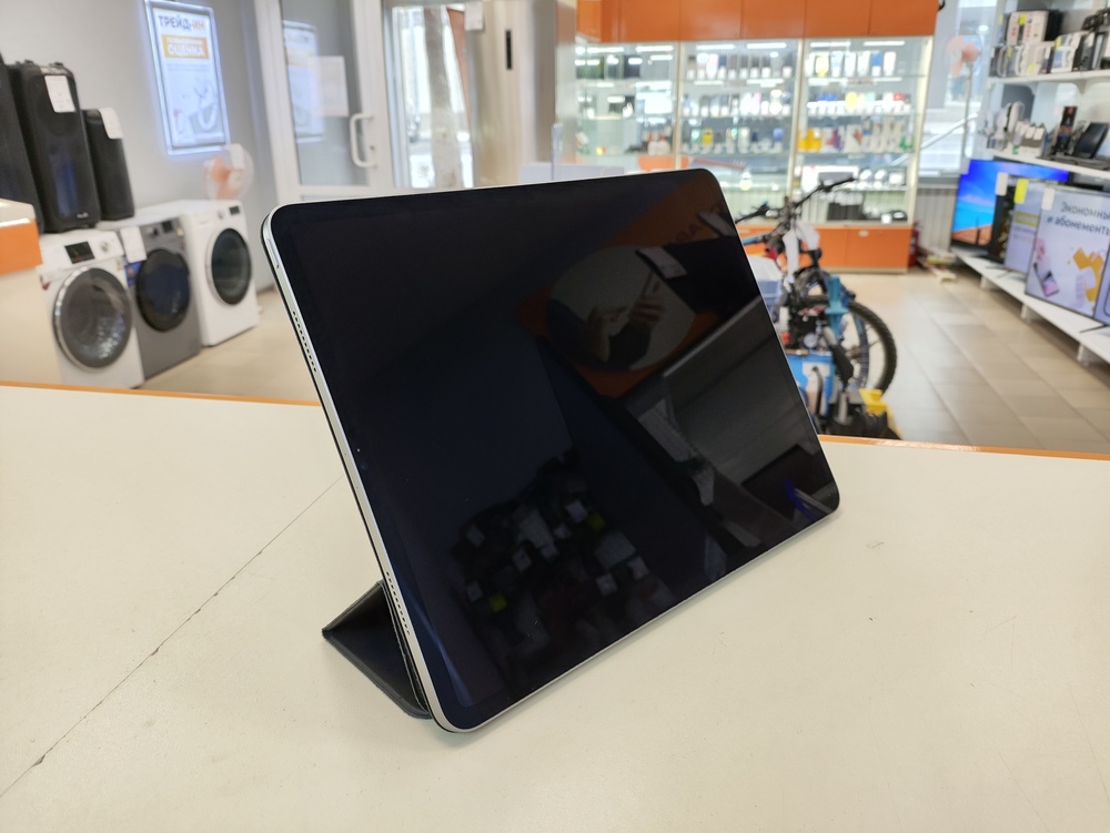 Планшет Apple IPad Pro 128GB (12,9 дюйма, 6-го поколения, M2),A2436 (Wi-Fi)