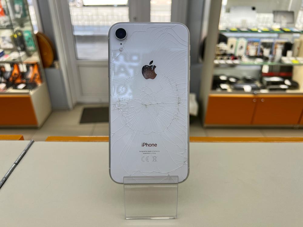 Смартфон Apple iPhone Xr 64Gb