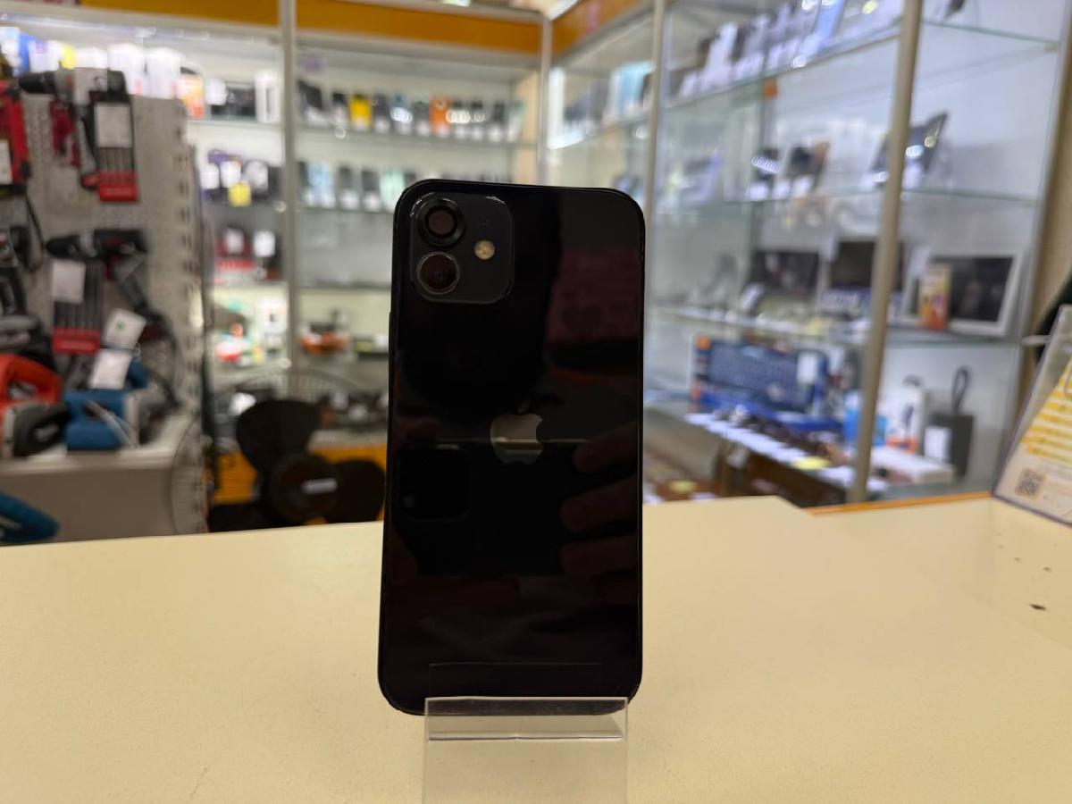 Смартфон Apple iPhone 12 64Gb