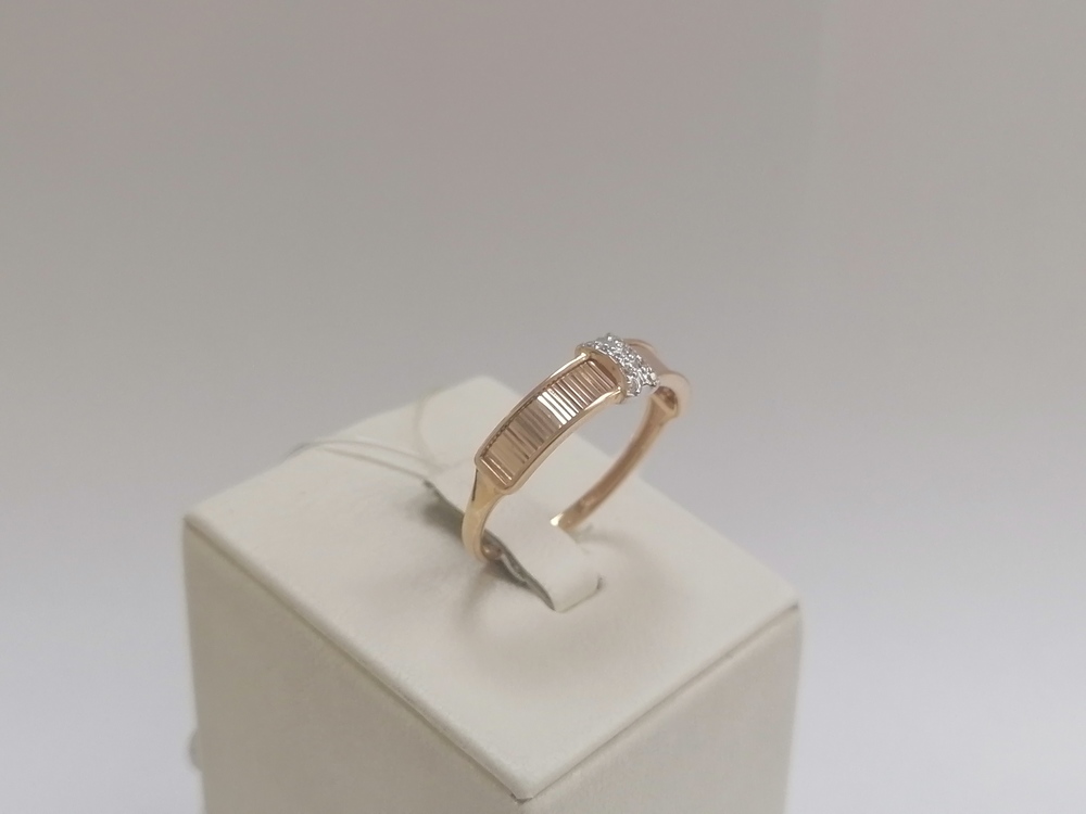 КОЛЬЦО С КАМНЯМИ (Au 585)