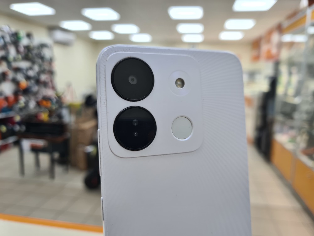 Смартфон Infinix Smart 7 HD 2/64