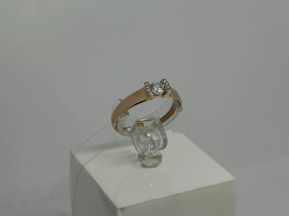 КОЛЬЦО С КАМНЯМИ (Au 585)