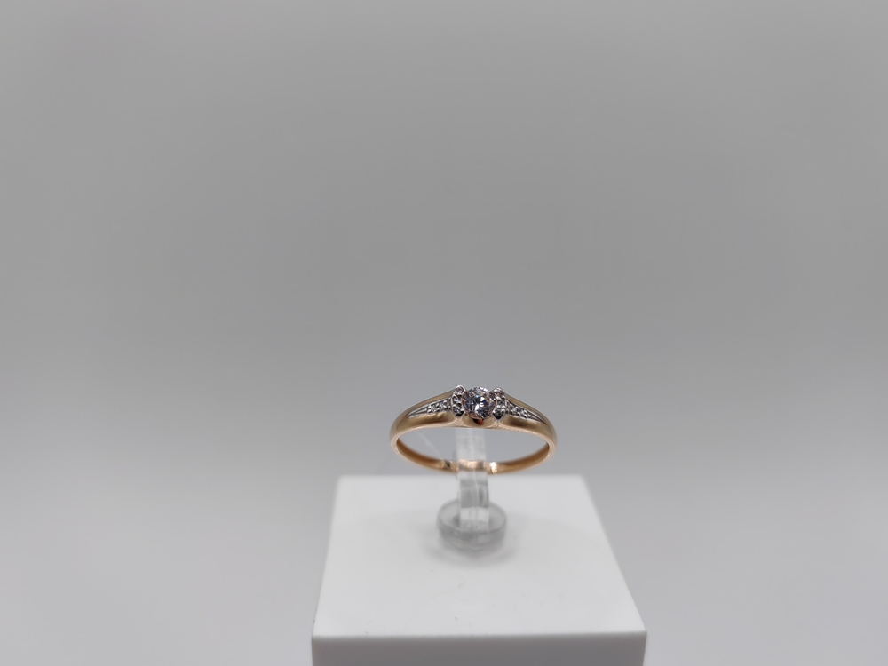 КОЛЬЦО С КАМНЯМИ (Au 585)