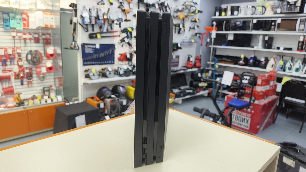 Игровая приставка PlayStation 4 Pro 1Tb