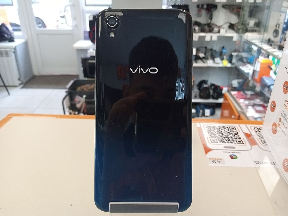 Смартфон Vivo 1820