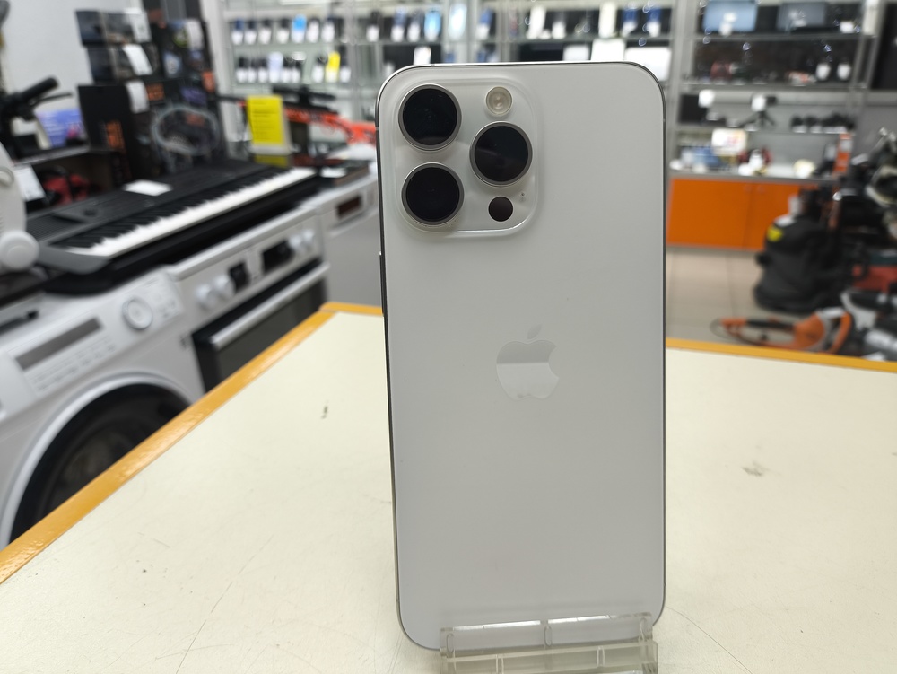 Смартфон Apple iPhone 15 Pro Max 256Gb