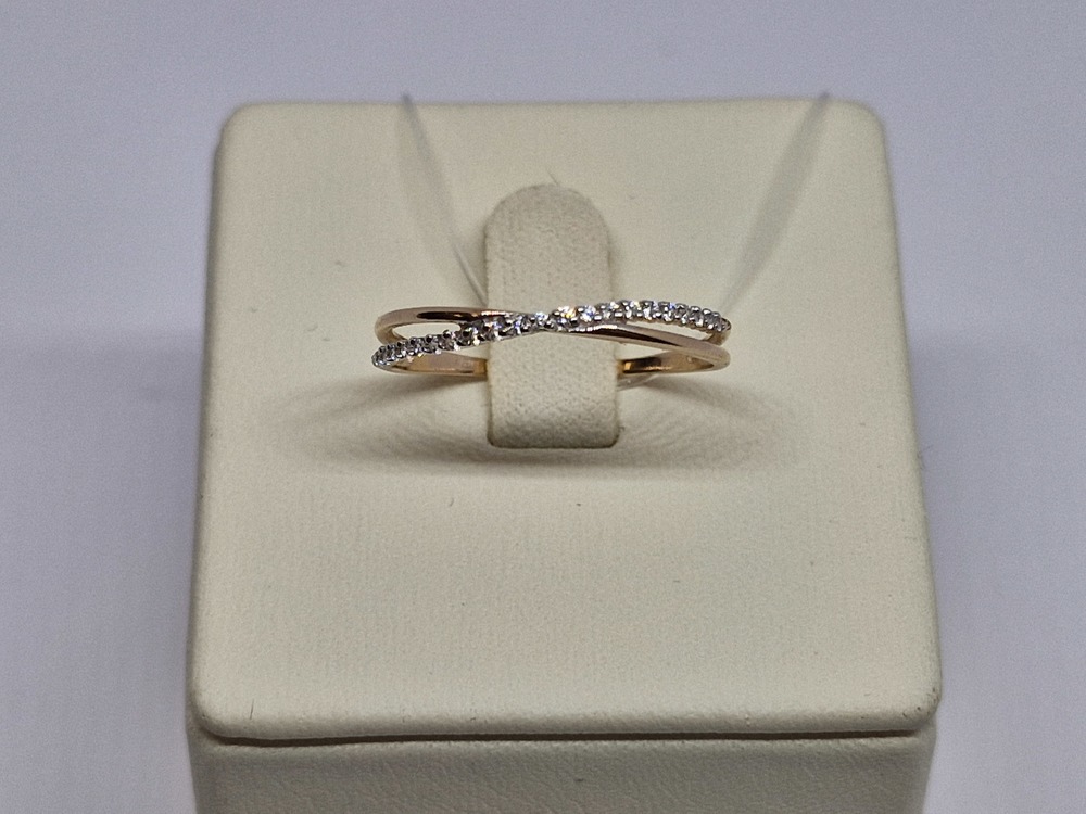 КОЛЬЦО С КАМНЯМИ (Au 585)