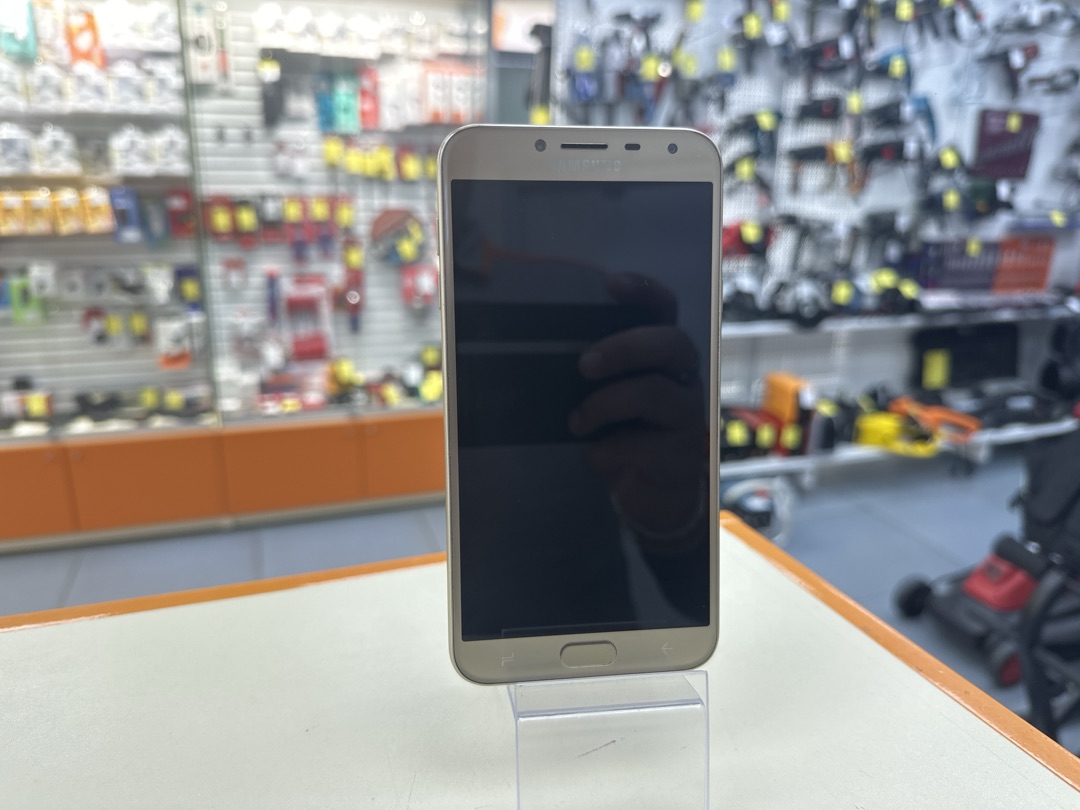 Смартфон Samsung Galaxy J4 2018 3/32