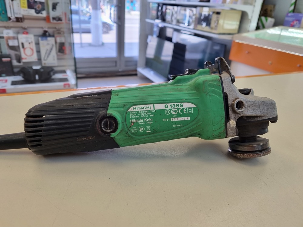 Угловая шлифмашина Hitachi G13SS2;