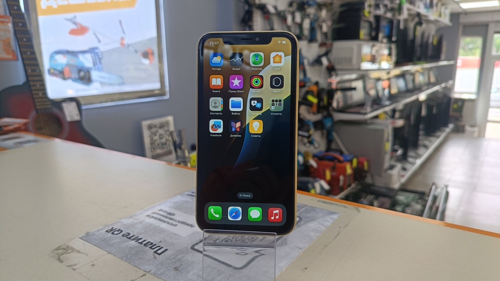 Смартфон Apple iPhone Xr 64Gb