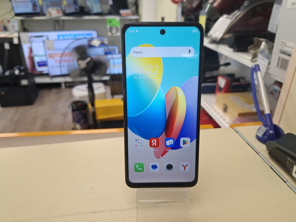 Смартфон Tecno Spark Go 2024 4/64