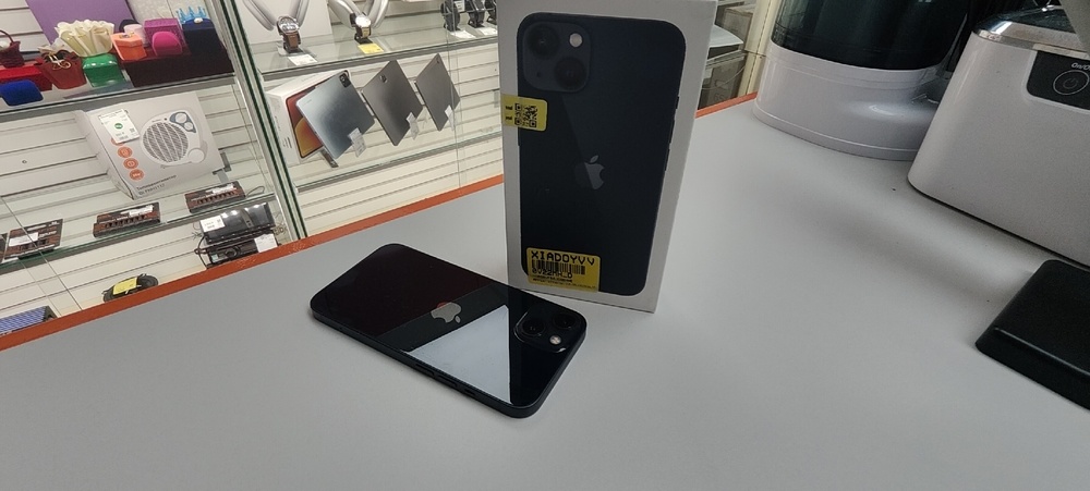 Смартфон Apple iPhone 13 256Gb