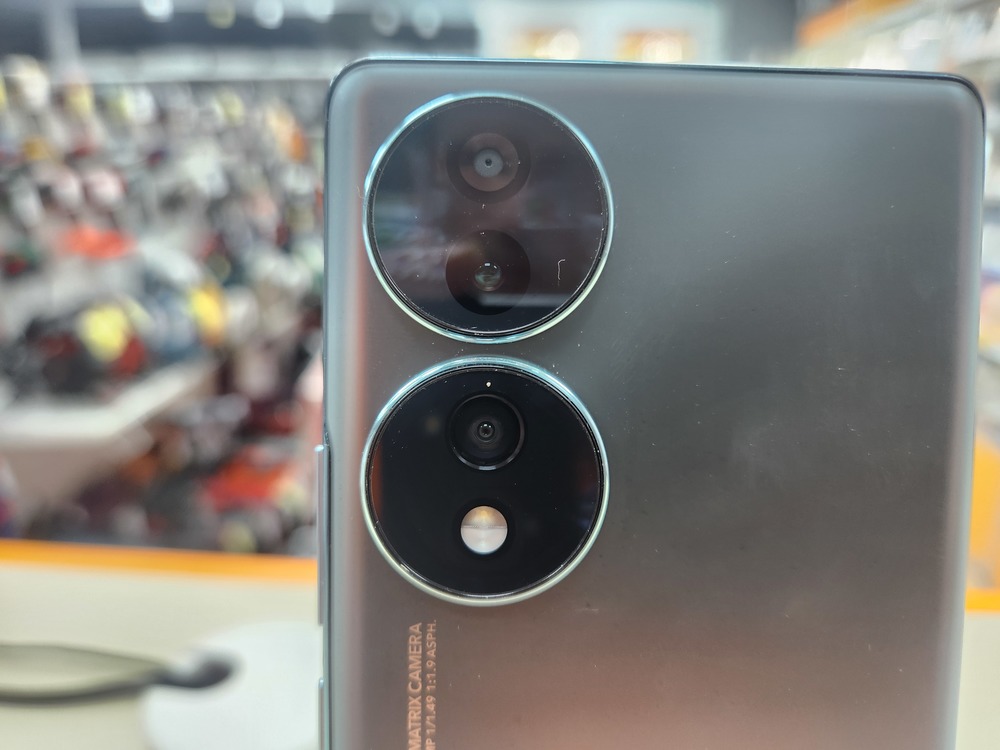 Смартфон Honor 70 8/256