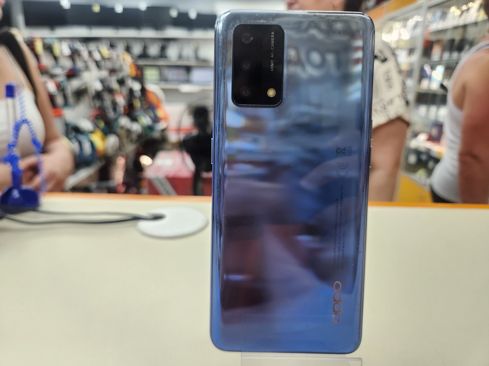 Смартфон Oppo A74