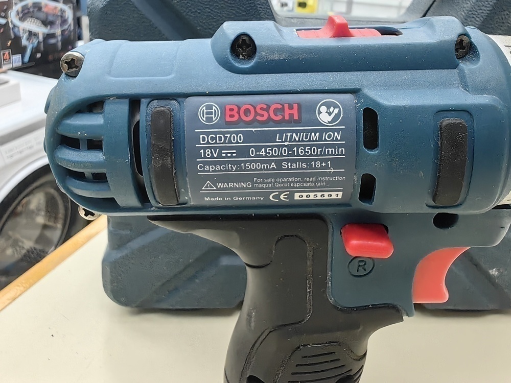 Шуруповерт Bosch 