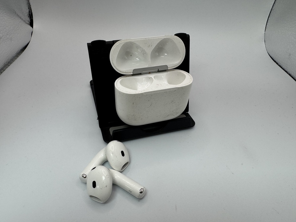 Наушники беспроводные Apple AirPods 4 с ANC