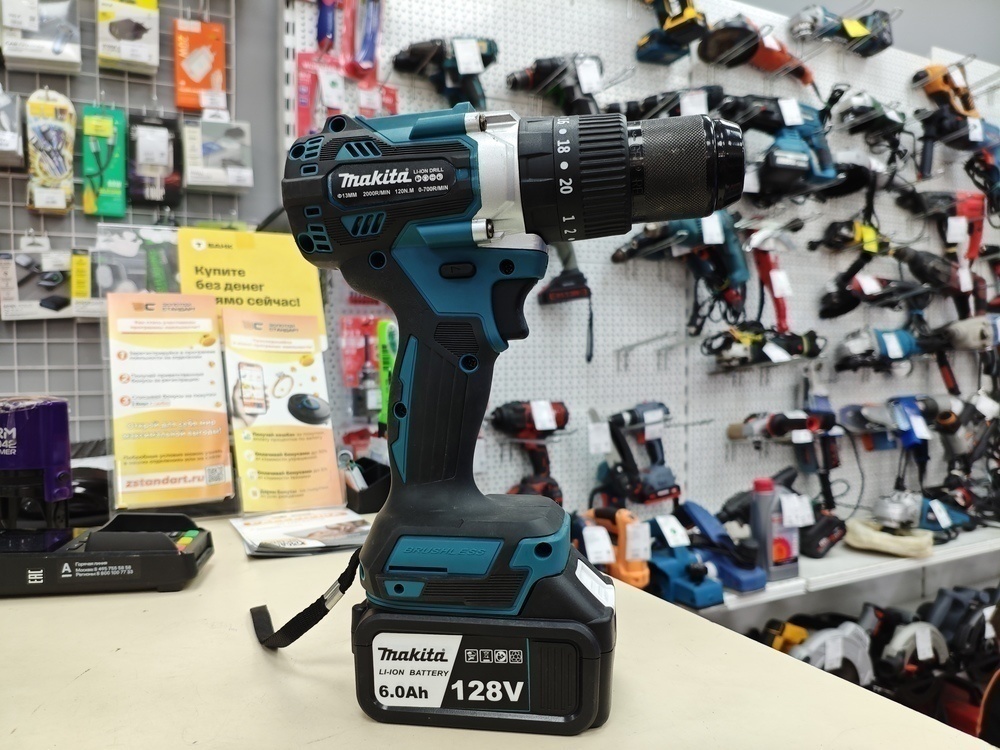 Шуруповерт Makita 128V