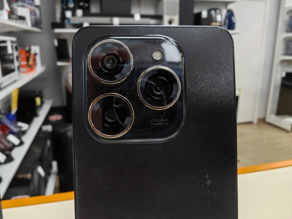 Смартфон Tecno SPARK 20 PRO 8/256