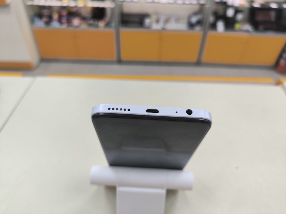 Смартфон Infinix Smart 7 2/64