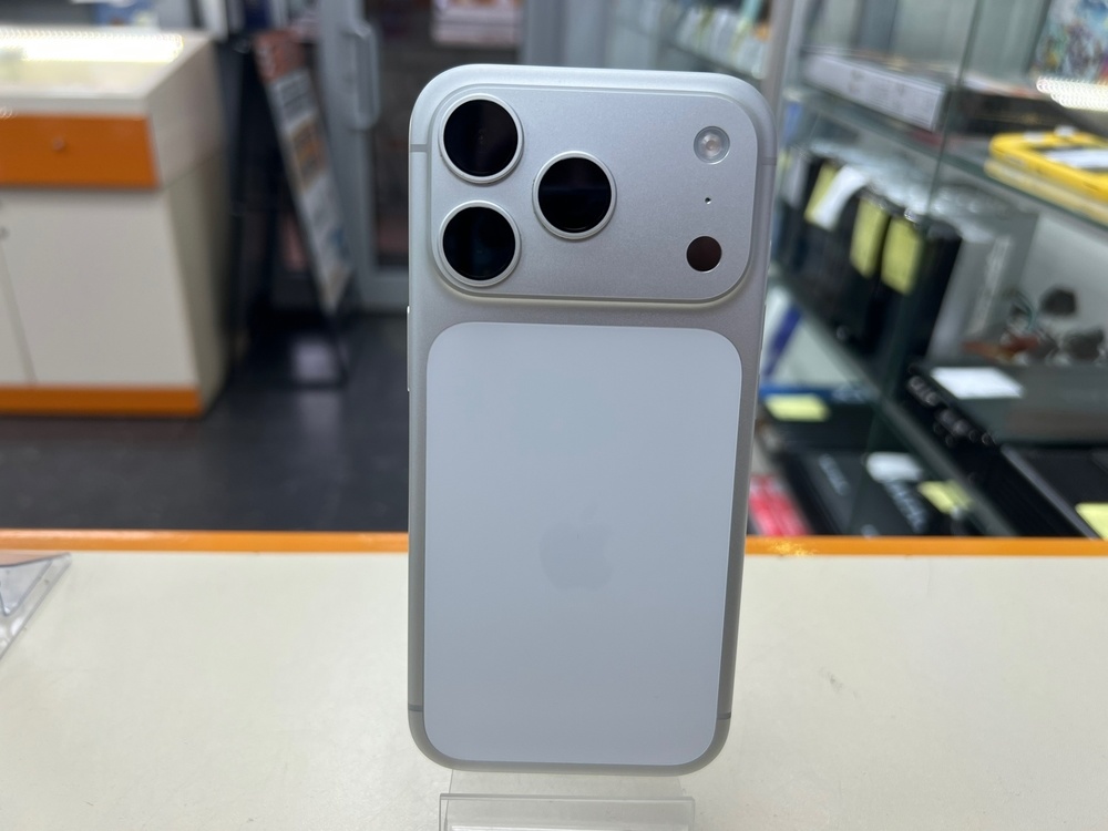 Смартфон Apple Iphone 17 Pro 512Gb
