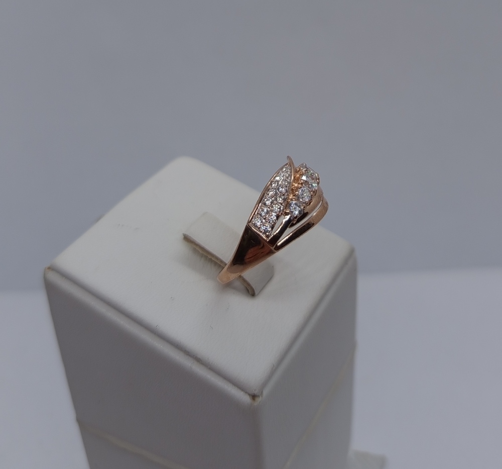 КОЛКМИ585 КОЛЬЦО С КАМНЯМИ (Au 585)