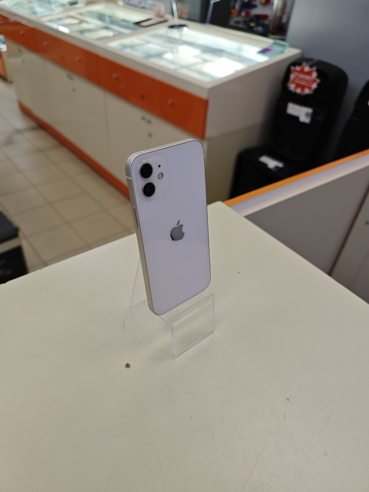 Смартфон Apple iPhone 12 128Gb