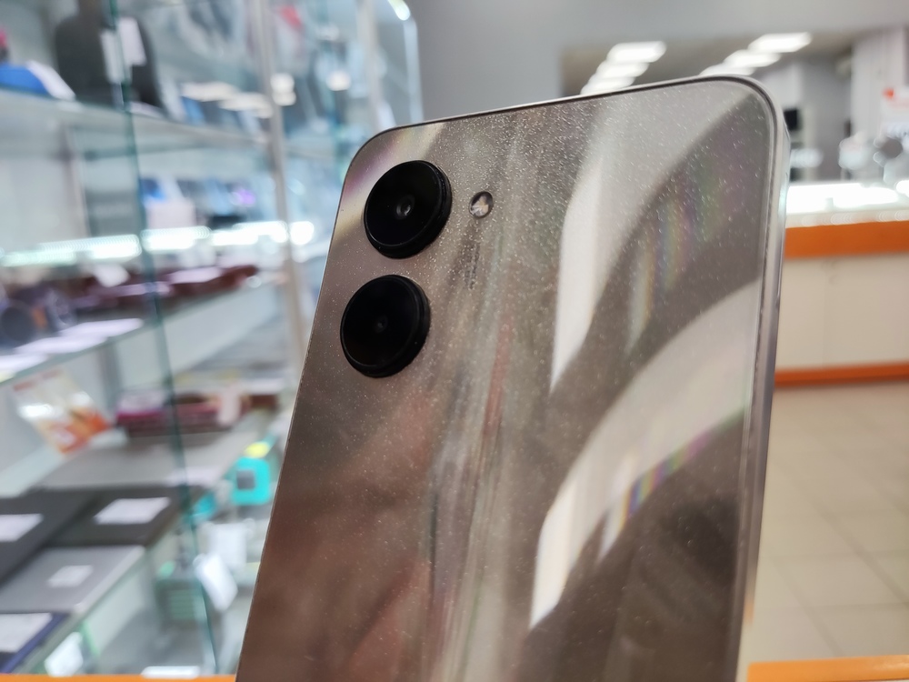 Смартфон Realme C33 4/128