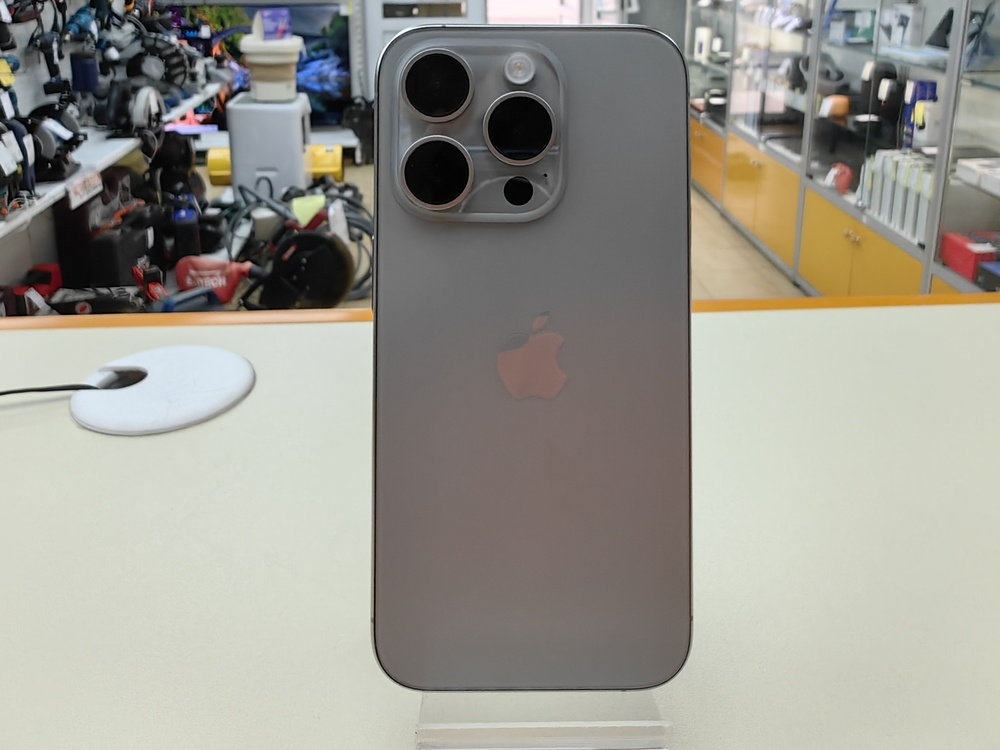 Смартфон Apple Iphone 15 Pro 128Gb