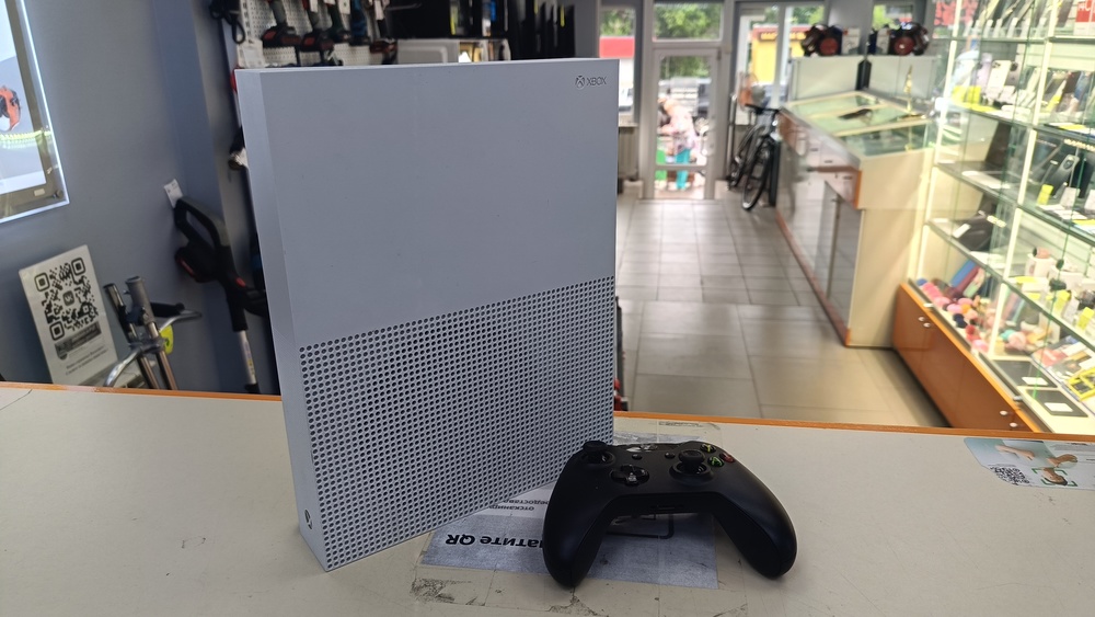 Игровая приставка Xbox One S Digital Edition 1TB