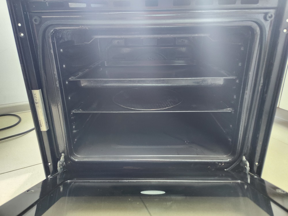 Духовой шкаф Beko CIM303000TX