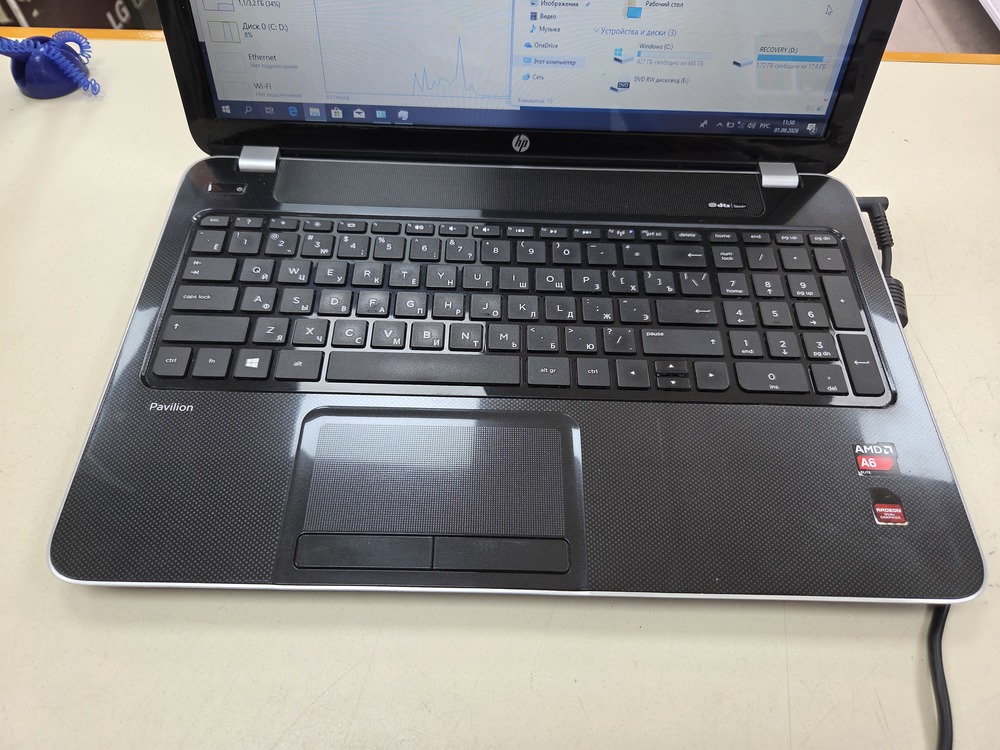 Ноутбук HP Pavilion 15; A6-5350M, Radeon HD 8450G, 4 Гб, Нет, 500 Гб