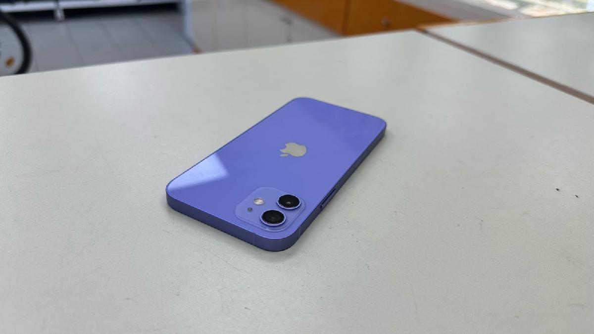 Смартфон Apple iPhone 12 128Gb