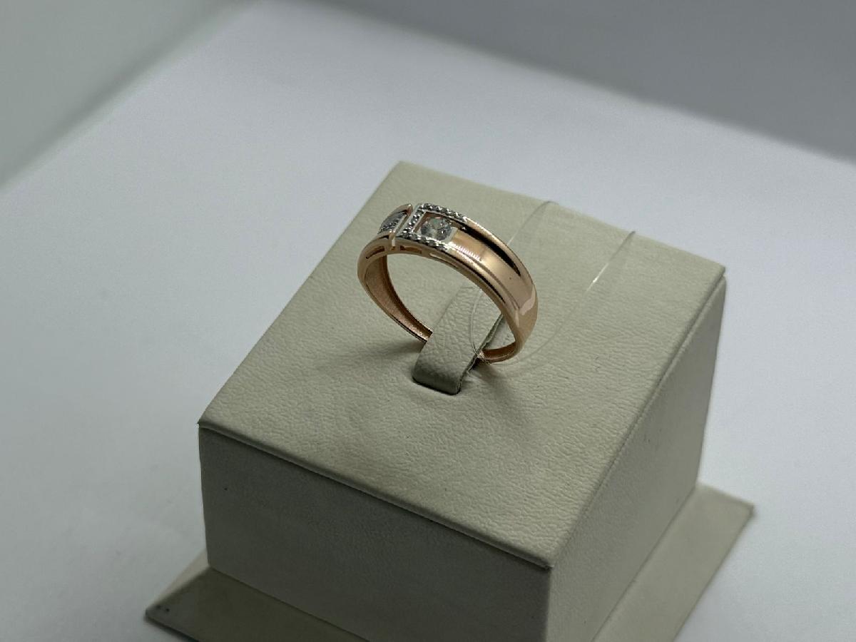 КОЛЬЦО С КАМНЯМИ (Au 585)