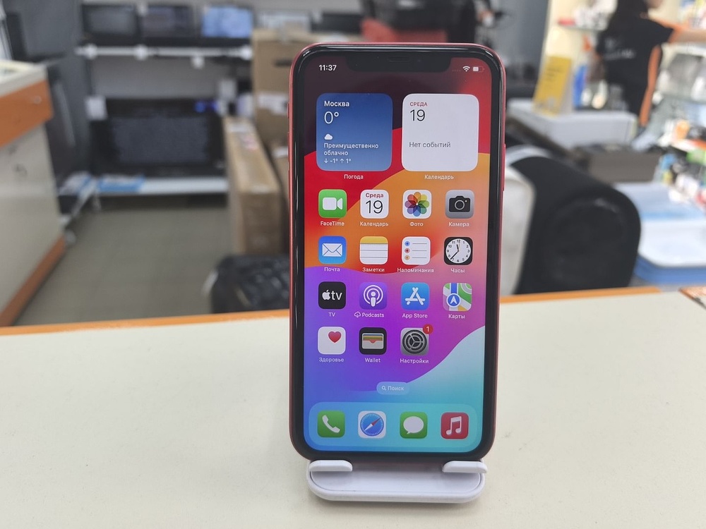 Смартфон Apple iPhone 11 64Gb