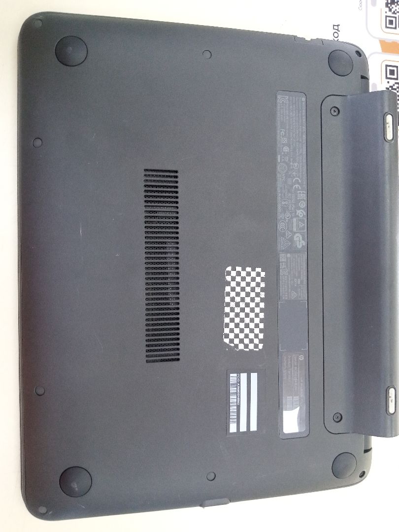 Ноутбук HP; Core i3-6100U, Intel HD Graphics 520, 8 Гб, 256 Гб, Нет