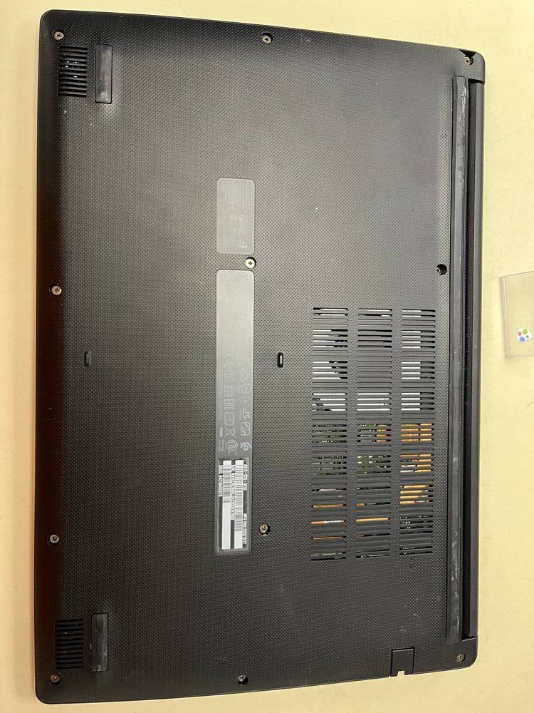 Ноутбук Acer A315-57; Core i3-1005G1, GeForce MX330, 4 Гб, 240 Гб, Нет