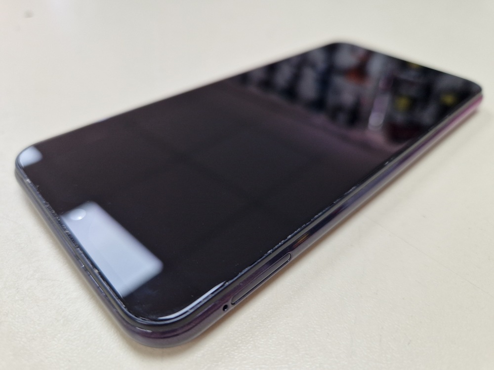 Смартфон Vivo Y17 (1902)