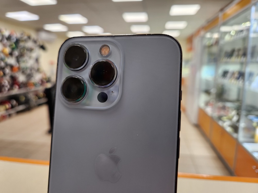 Смартфон Apple iPhone 13 Pro 128Gb