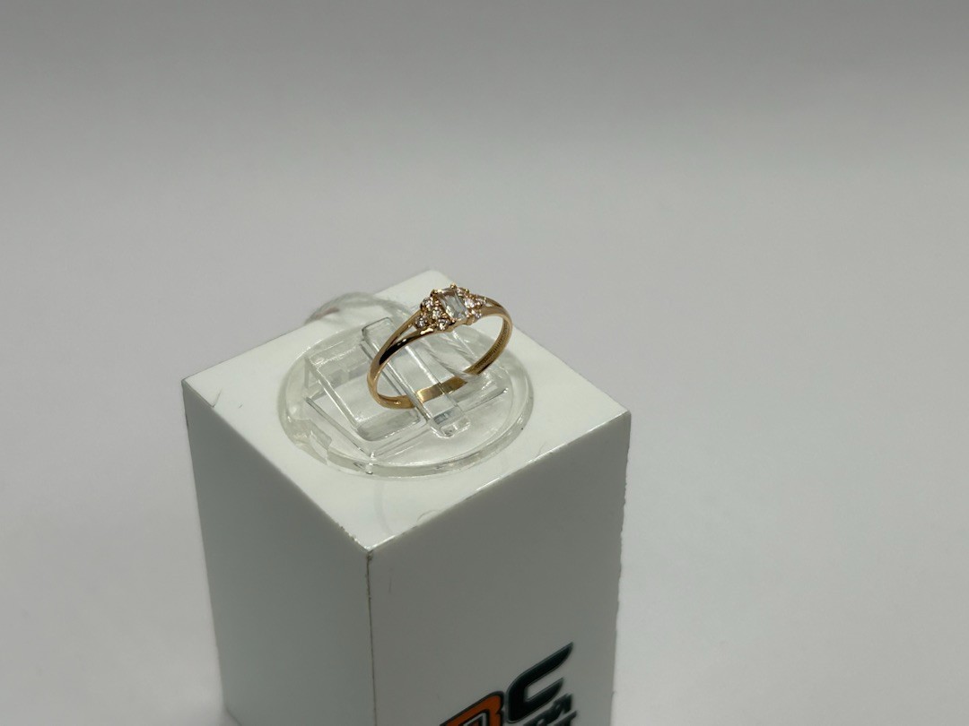 КОЛКМИ585 КОЛЬЦО С КАМНЯМИ (Au 585)