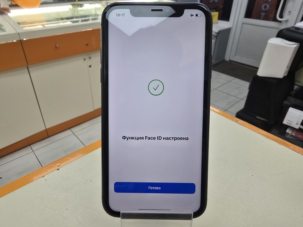 Смартфон Apple iPhone 11 64Gb