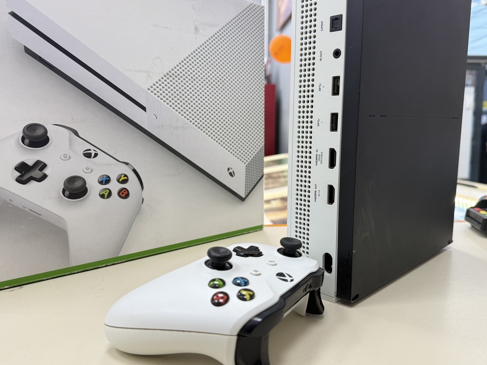 Игровая приставка Xbox One S 500Gb