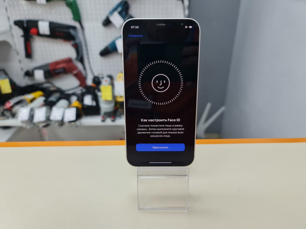 Смартфон Apple iPhone 12 64Gb