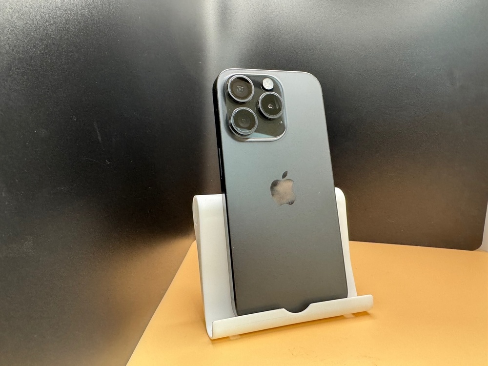 Смартфон Apple Iphone 15 Pro 128Gb