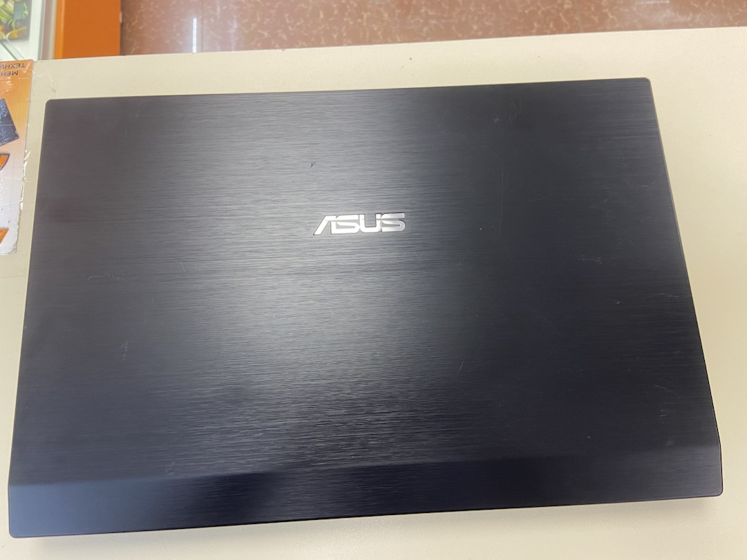 Ноутбук ASUS asus p52f; Core i3-370M, HD Graphics, 4 Гб, Нет, 250 Гб